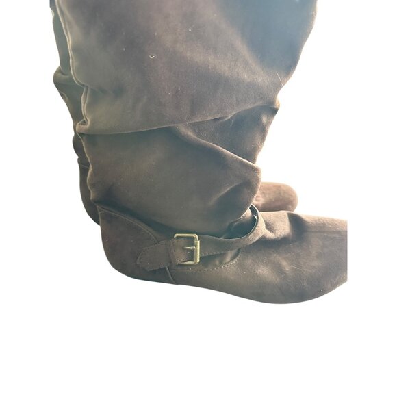 New Directions Womens Brown Faux Suede Tall Boots With Faux Fur Trim & Side Buck - Picture 4 of 6